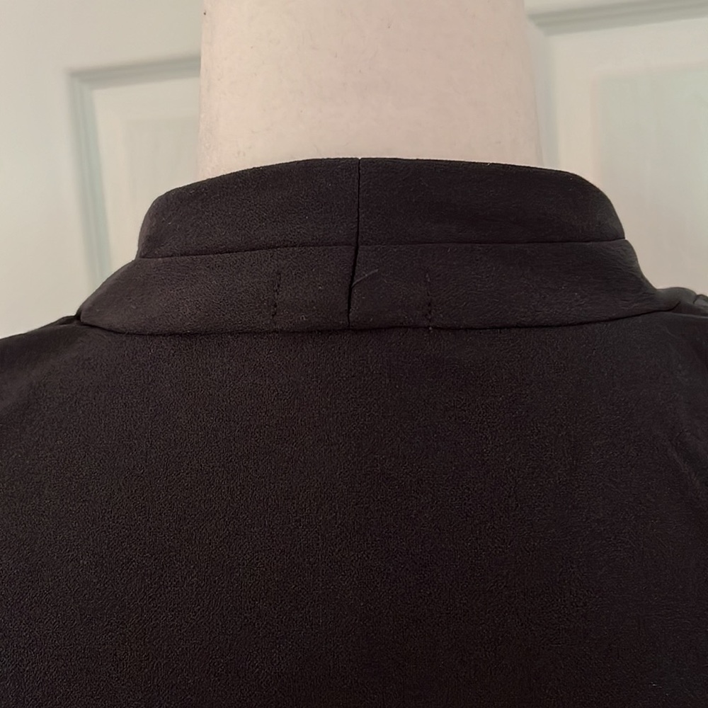 Ann Taylor Factory V-neck Blouse - Picture 4 of 8